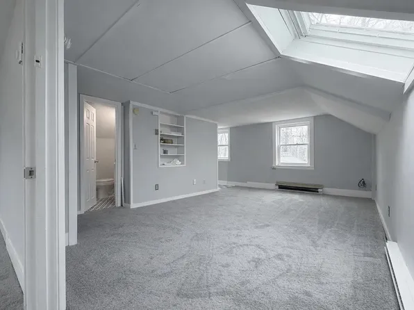 238 Nashua St #2, Milford, NH 03055