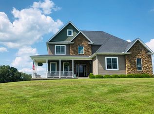 141 Greenwood Rd, Fombell, PA 16123