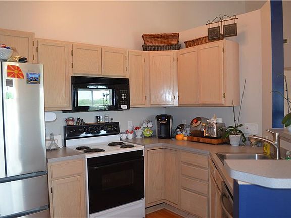 3rd image of 1428 Buckingham Gate Blvd Unit F