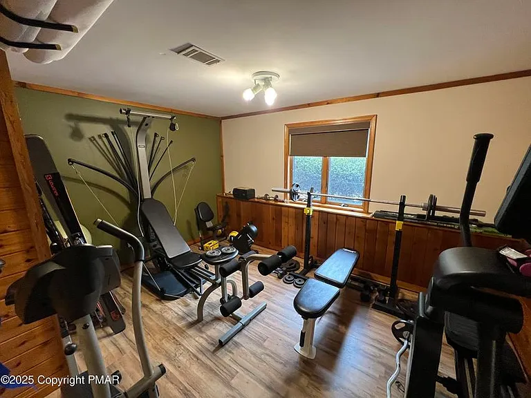 520 Maxine Dr — Photo 27