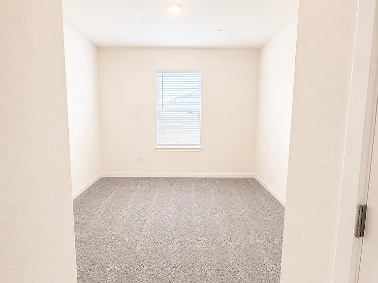 3396 Chroma St — Photo 7