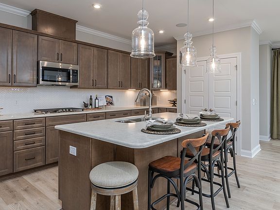 Breakfast bar in kitchen