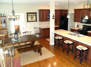 46 Black Cedar Dr, Rochester, NY 14624