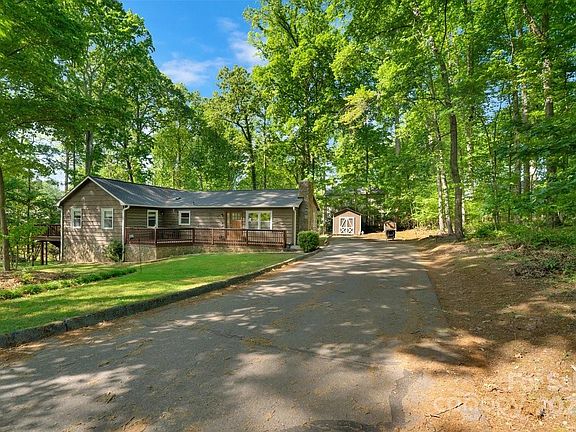 3rd image of 110 Lakeland Rd #19