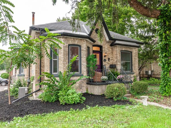 246 Wellington St, Stratford, ON N5A 2L6