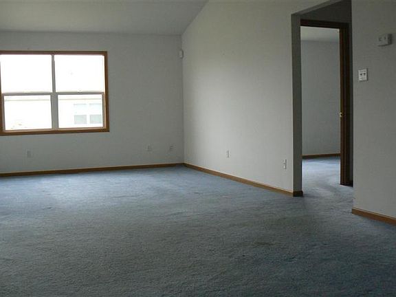 2nd image of 8635 Harrison St