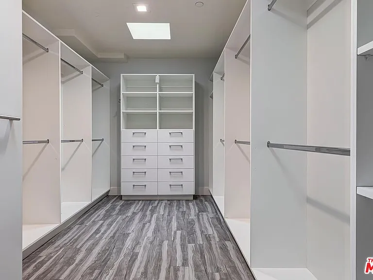 12730 Montana Ave — Photo 12