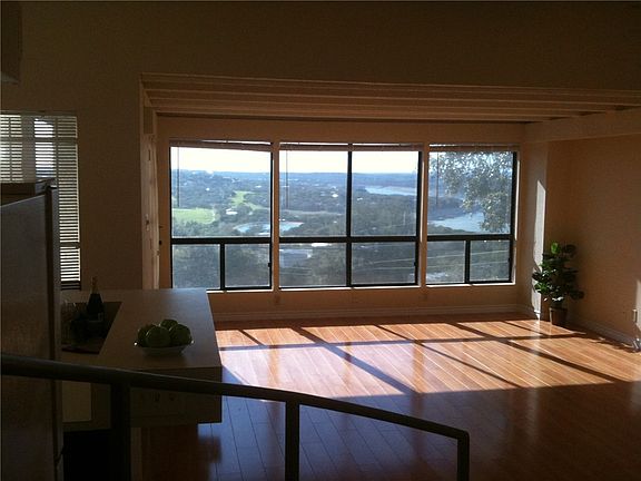 3rd image of 5916 Lago Vista Way APT A