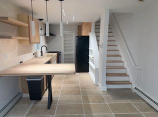 21 Kentville Ter, Hampton, NH 03842