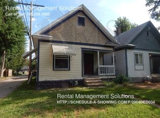 1110 SW 11th St, Topeka, KS 66604