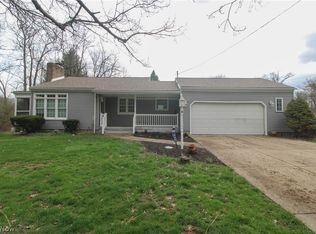 4071 Burgett Ln, Canfield, OH 44406