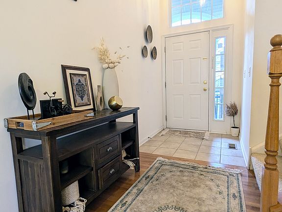 4th image of 1874 Maureen Dr #1