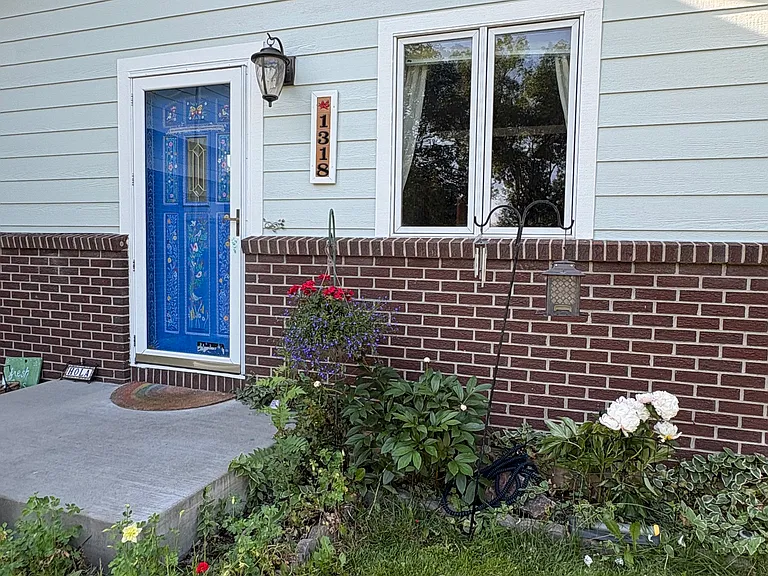 1318 Tipperary St — Photo 36