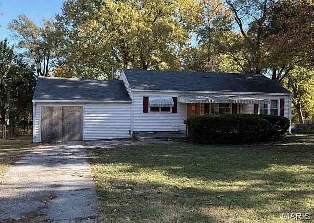 1st image of 5925 Crescent Ave