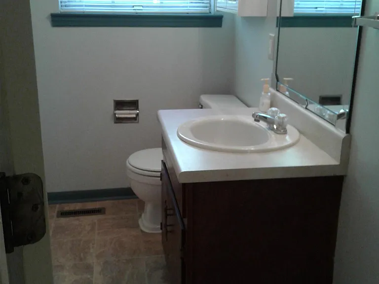 1619 Wendy Cir — Photo 23