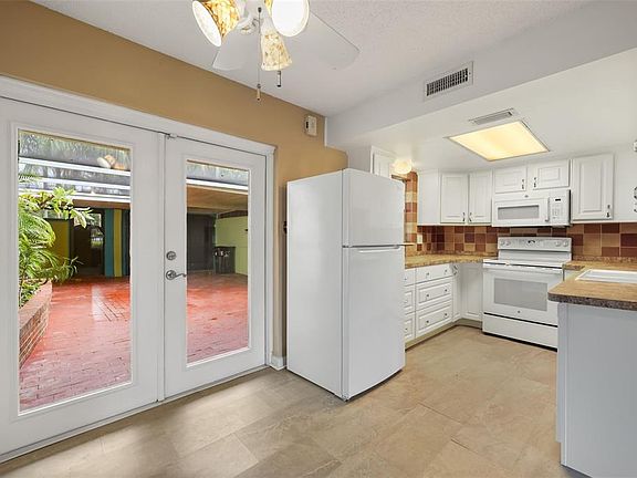 4th image of 3104 HARRISON AVENUE #A3