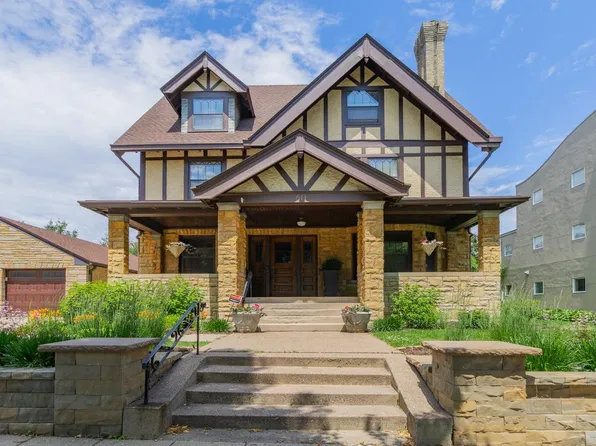 611 Summit Ave, Saint Paul, MN 55102