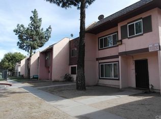 421 W Jackson St, Rialto, CA 92376