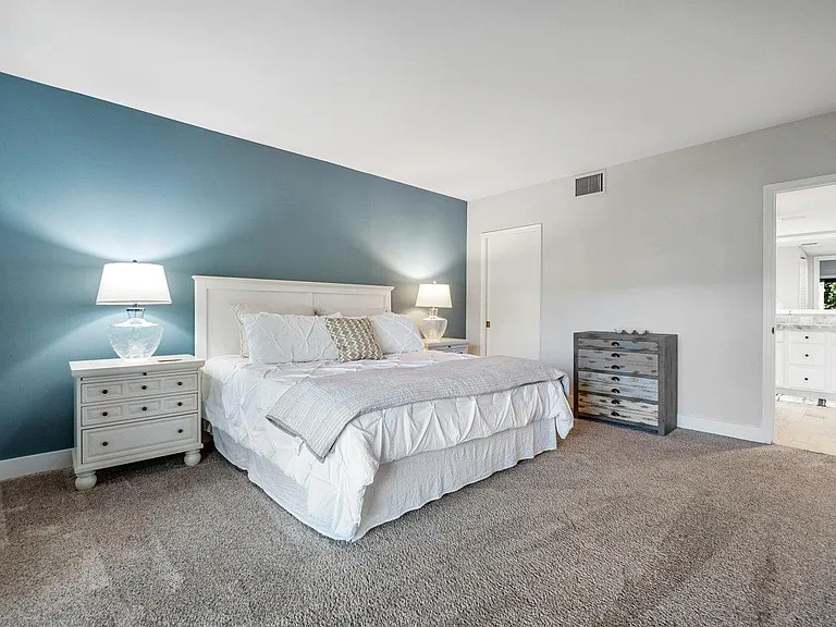 11863 Wimbledon Cir #445 — Photo 9