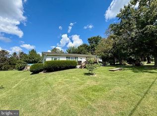 1808 Twin House Rd, Oxford, PA 19363