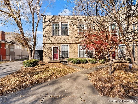 2nd image of 925 E 7th Street #101