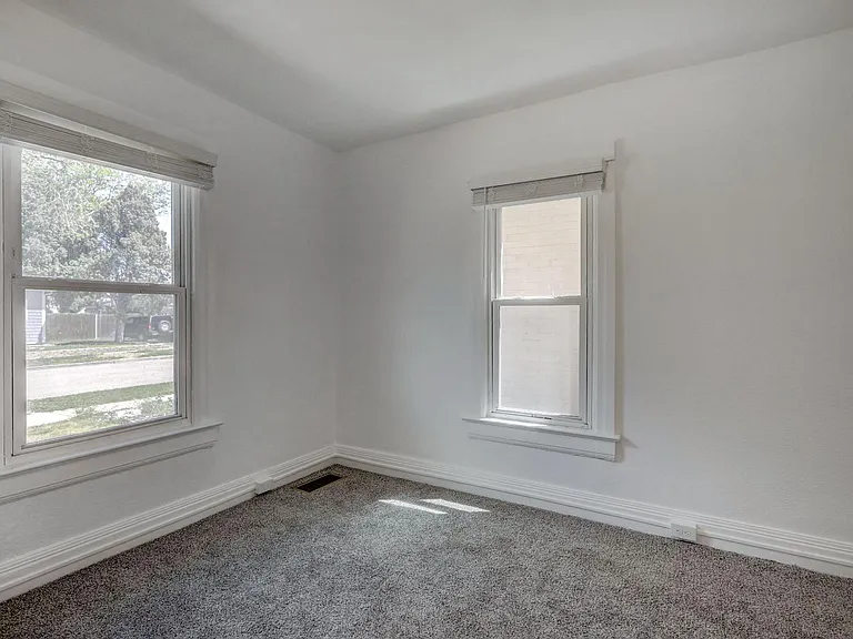 4333 Ames St — Photo 16
