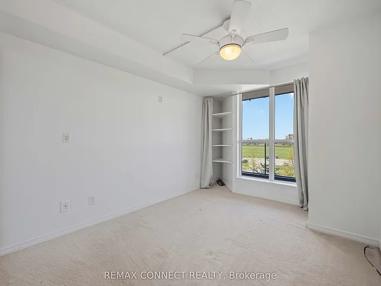 340 Watson St W #420 — Photo 17