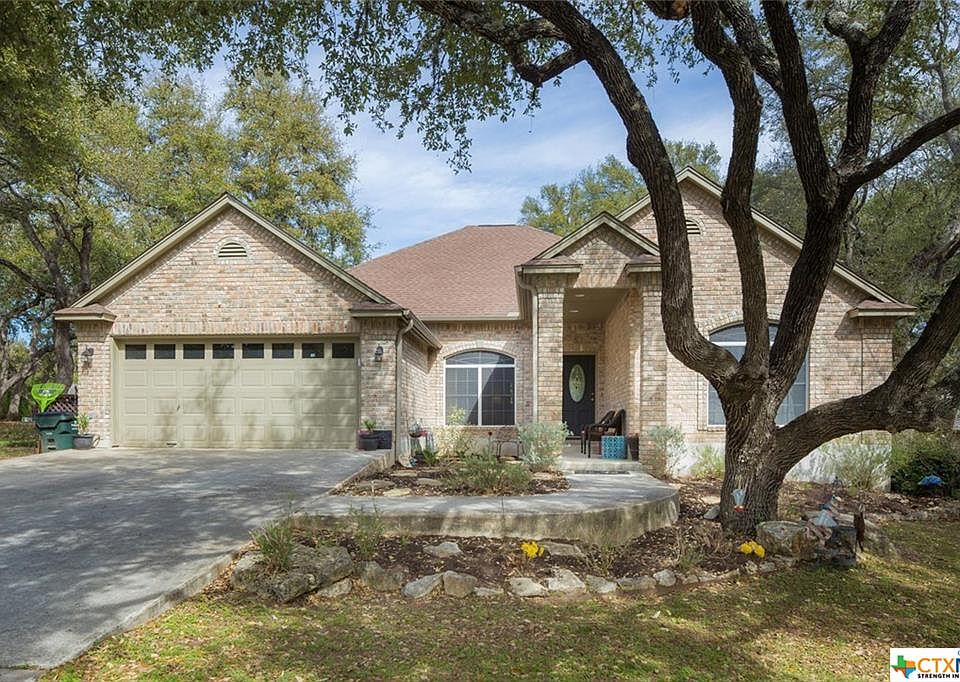 1st image of 37 Brookhollow Dr