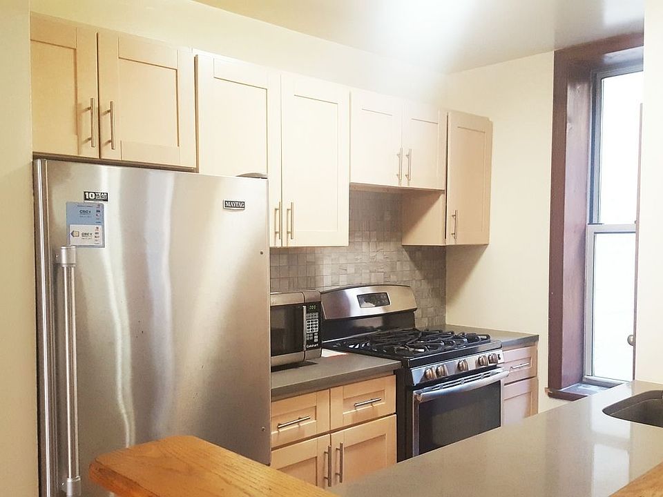 1st image of 350 Lincoln Pl APT 3J