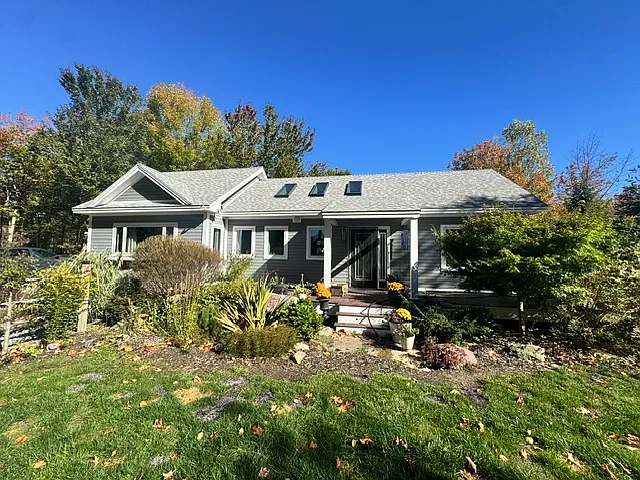 151 Meadow St