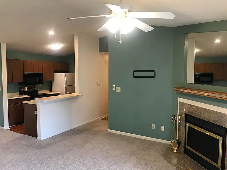 1420 Lake Pointe Way #8 — Photo 7