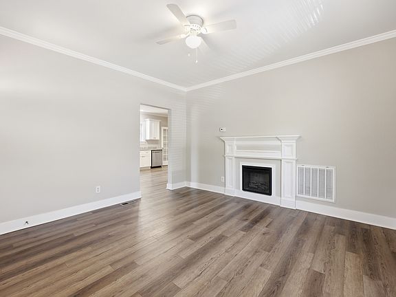 2nd image of 546 Baltimore Dr