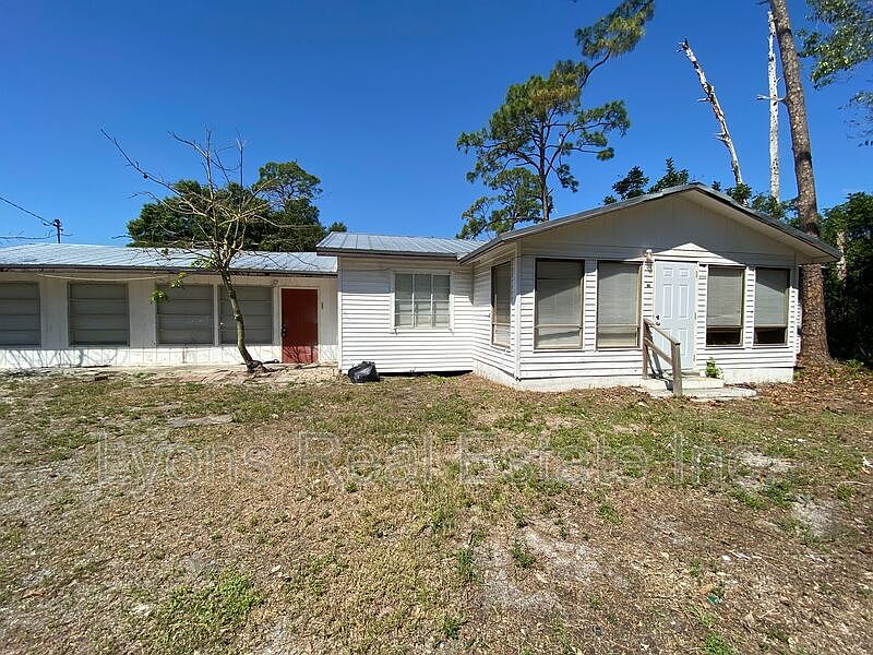 1st image of 7656 Hart Dr #B