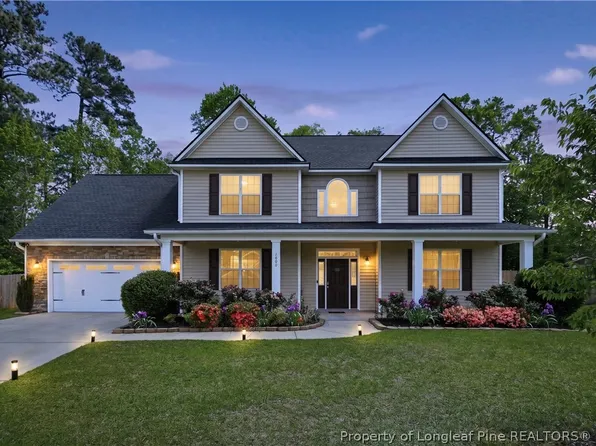 1606 Racehorse Ct, Parkton, NC 28371