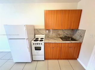 700 NE 85th St #14, Miami, FL 33138