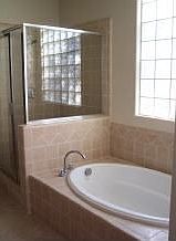 Master shower/tub
