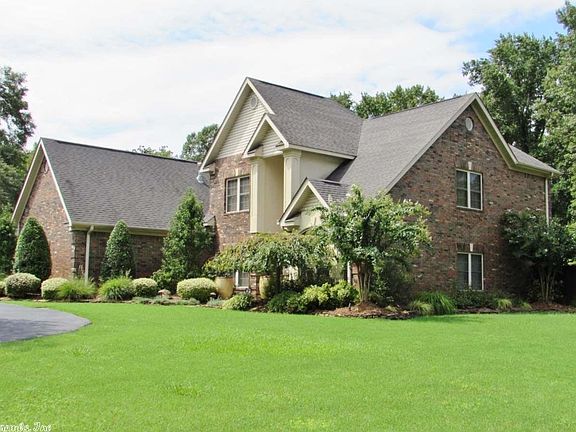 3rd image of 410 Gary Ln