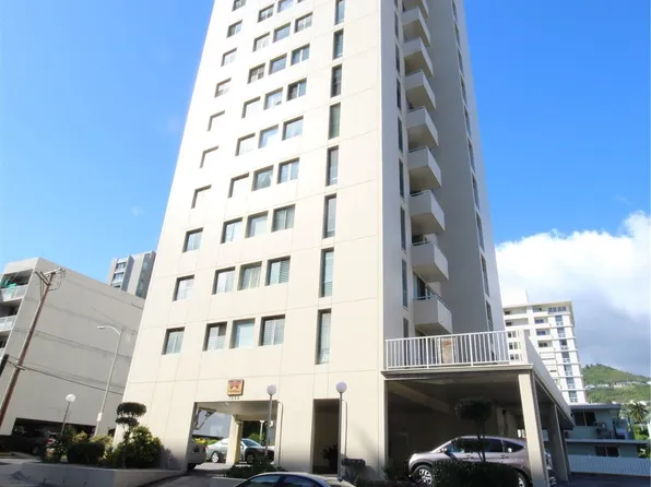 1624 Dole St APT 804, Honolulu, HI 96822