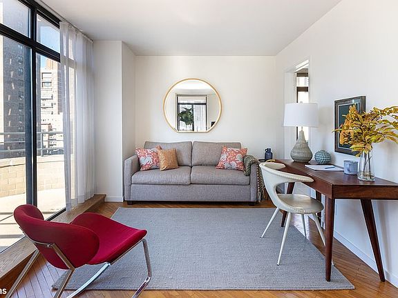 4th image of 400 E 70th St APT 1004
