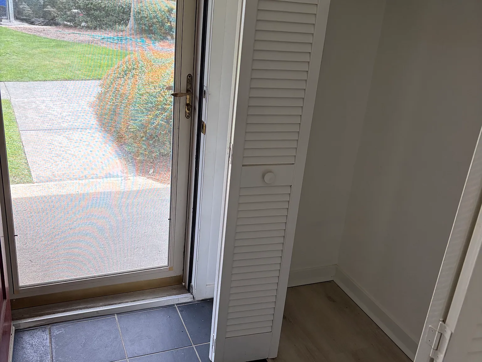 2 bed, 946 sqft, $2,200 — Photo 3