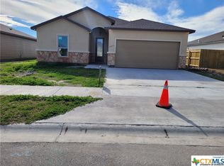 2005 Seguin Ave, Victoria, TX 77901