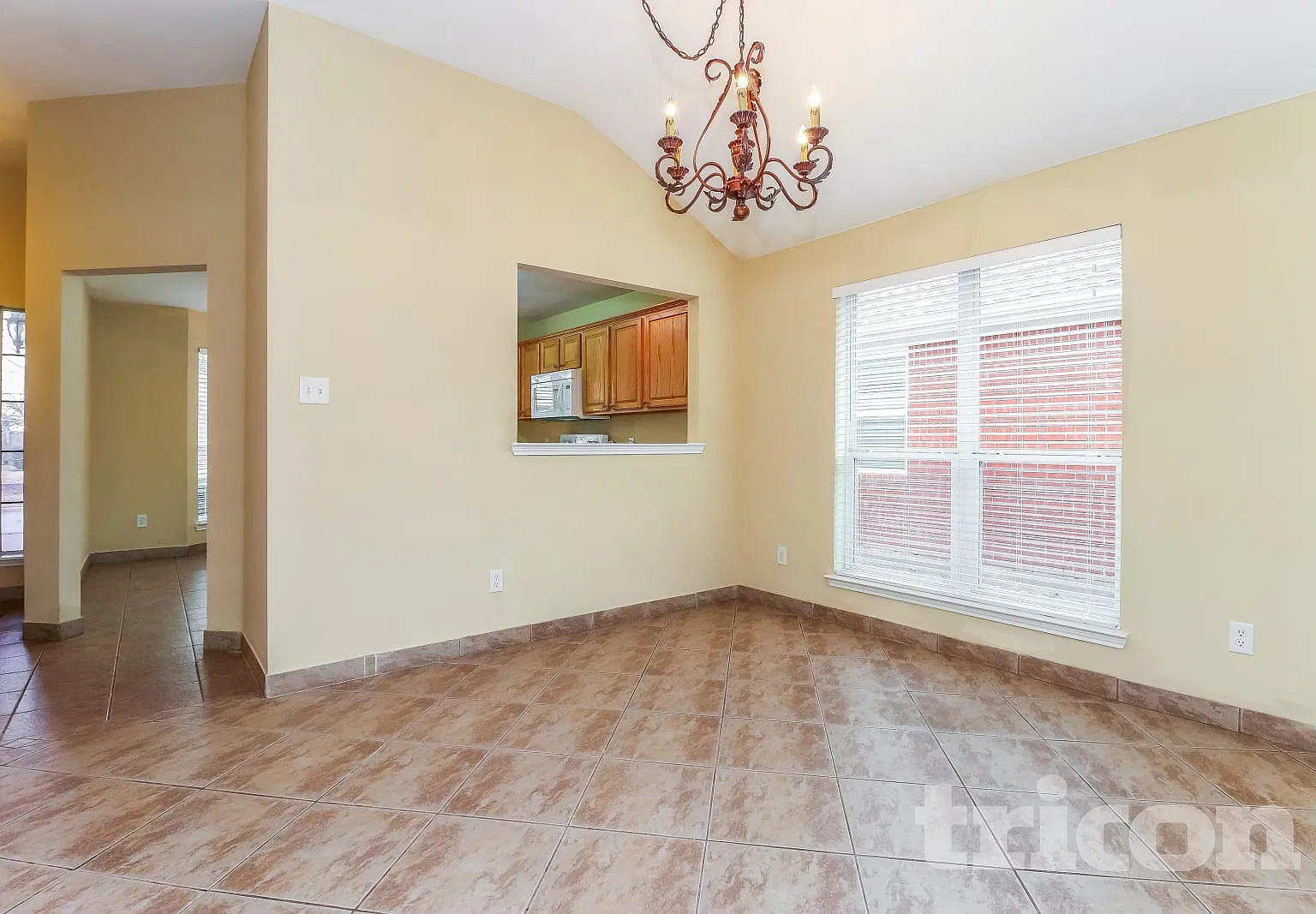 10613 Aransas Drive Fort Worth TX — Photo 4