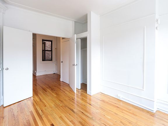 3rd image of 448 Amsterdam Ave APT 4N