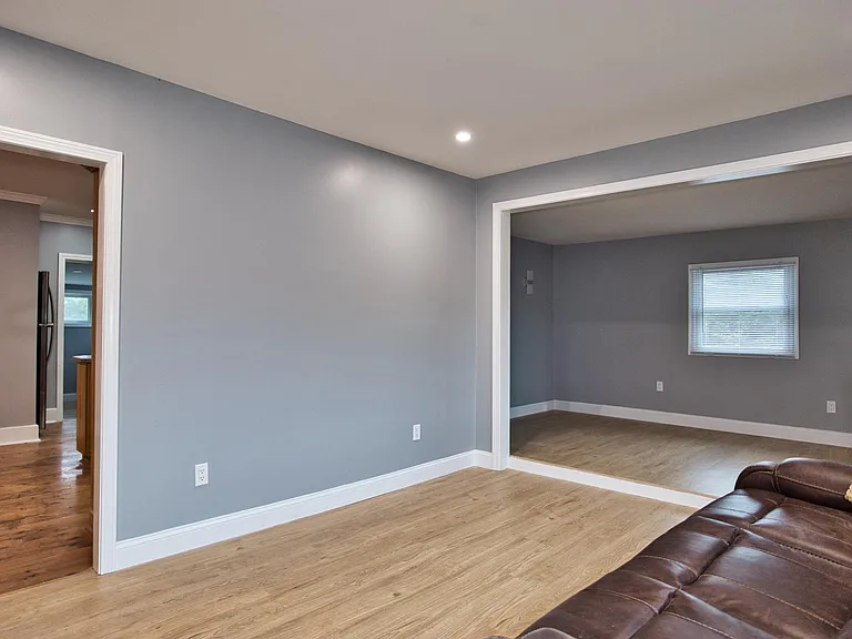 2753 Pleasant St #1 — Photo 17