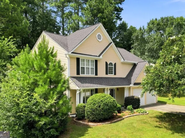 1593 Woodmore Dr SW, Marietta, GA 30008