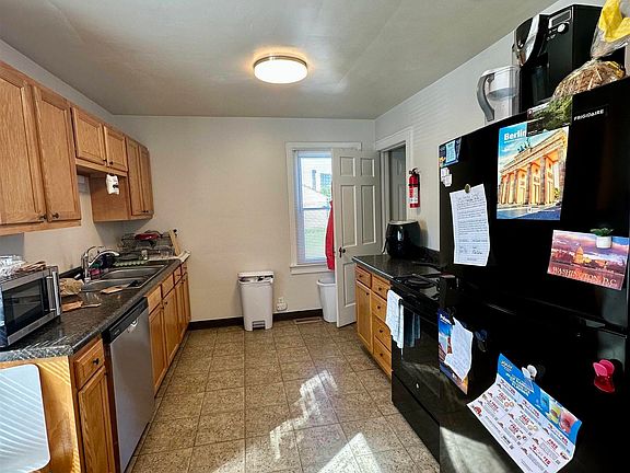 5th image of 2024 E 3rd St
