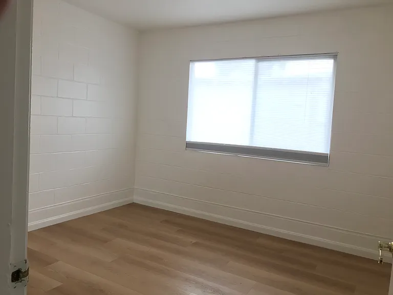 1110 Buena Vista Ave — Photo 7