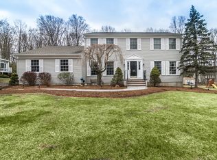 6 Farragut Rd, Randolph, NJ 07869
