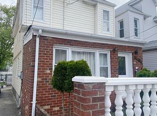 10939 164th St, Jamaica, NY 11433