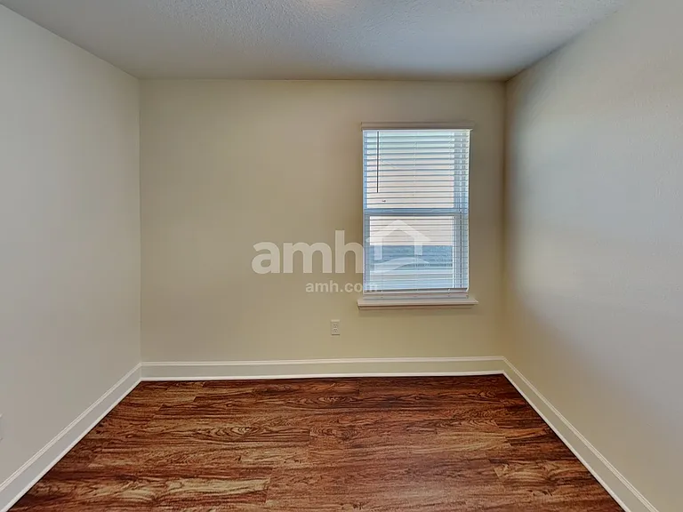 11458 Bay Hill Cir — Photo 27